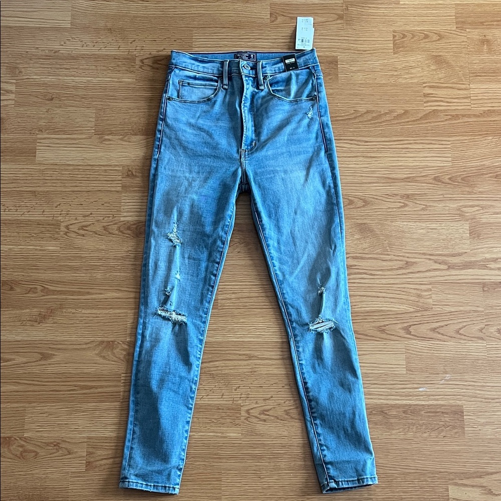 Blue Distressed Women Jeans